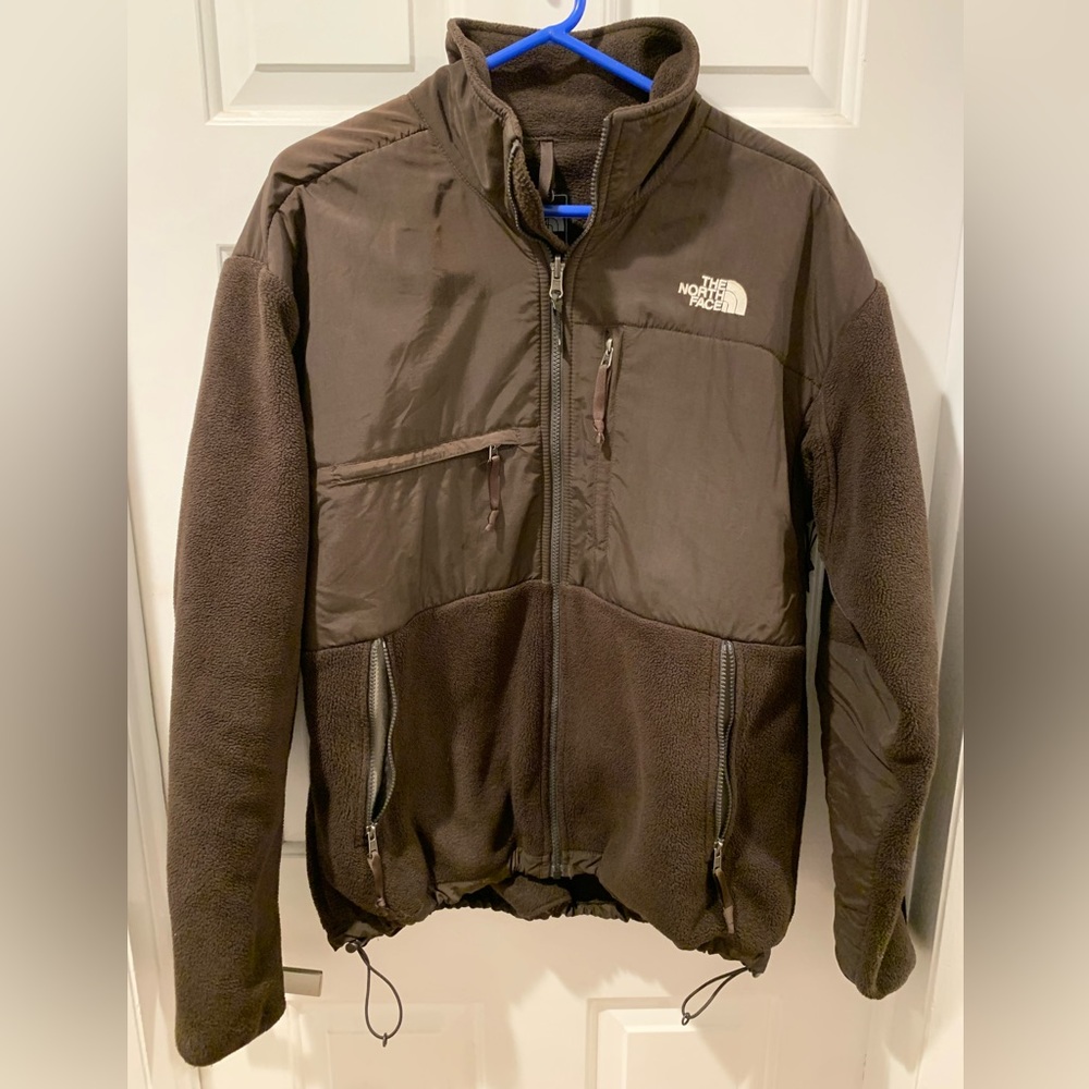 The North Face Denali Fleece Brown Mens Large with matching gloves and beanie